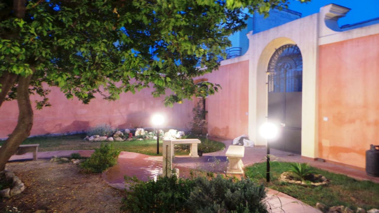 B&B Antica Villa Quartu SantʼElena Exterior foto